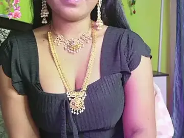 Stripchat Live Sex Cam of sexyhoney27