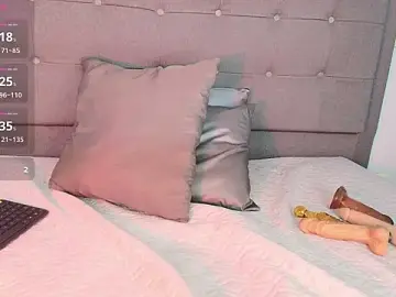 Stripchat Nude Webcam of saray_reesee