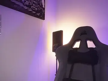 Stripchat Sex Cam of little-eli