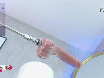 Stripchat Sex Cam of adara_le