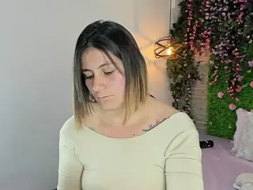 Stripchat Watch Live Sex Cams of SarahDeyvis