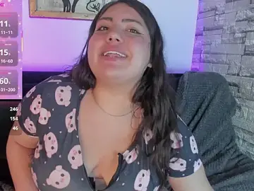 Stripchat Live Sex Cam of DREAMBOO_