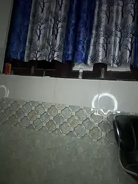 Stripchat Watch Live Sex Cams of Oh_Priya