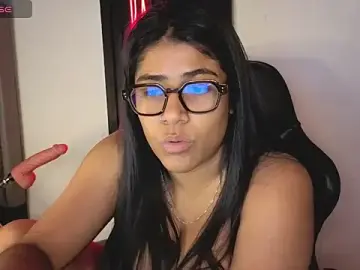 Stripchat Watch Live Sex Cams of Rubi_boobs_