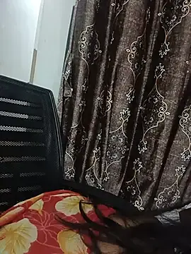 Stripchat Sex Cam of kavya-telugu84