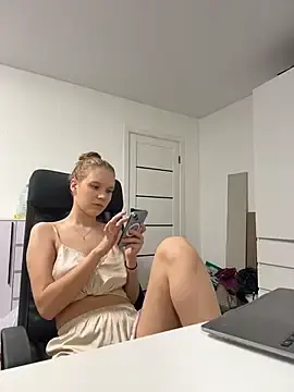 Stripchat Free Live Porn of Ketitull
