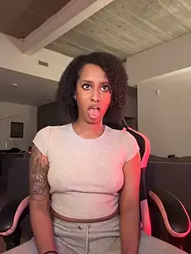 Stripchat Free Live Porn of Your_Paris