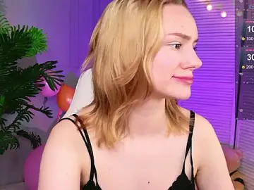 Stripchat Sex Cam of Ramona___