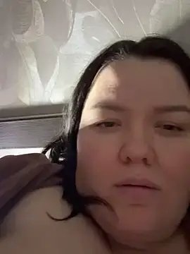 Stripchat Sex Cam of SunnyLeila2101