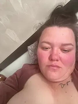 Stripchat Sex Cam of SunnyLeila2101