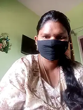 Stripchat Live Sex Cam of telugutanuja_