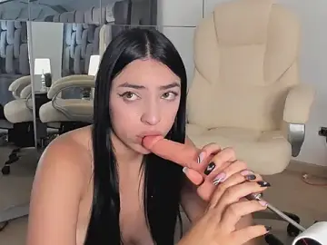 Stripchat Nude Webcam of Ashly_bloom_