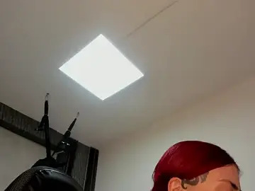 Stripchat Adult Webcam of selene_red_