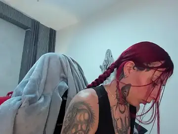 Stripchat Watch Live Sex Cams of selene_red_