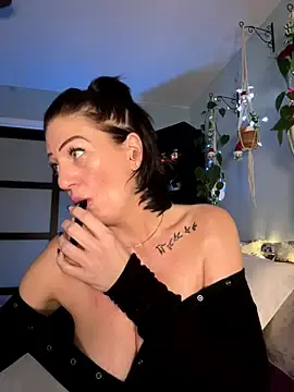 Stripchat Best Webcam of SweetandSluttyMilf