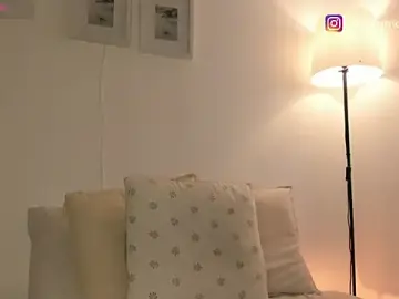 Stripchat Free Porn Cam of iara_martinez