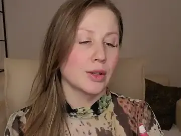 Stripchat Live Porn of Helens_love