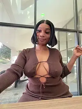 Stripchat Sex Cam of ___Nessa