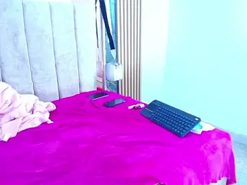 Stripchat Live Sex Cam of Heimy_cute