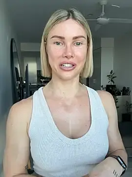 Stripchat Live Sex Cam of raeparks