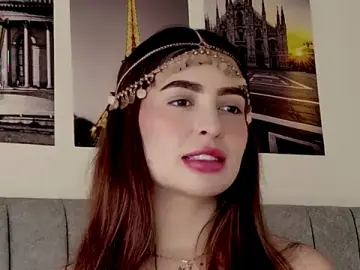 Stripchat Sex Cam of caralella