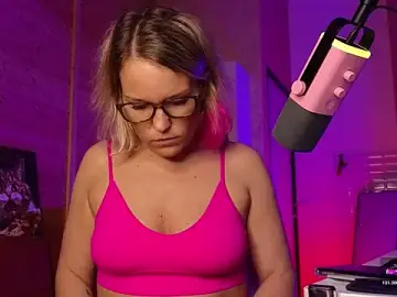 Stripchat Free Live Porn of Lady_Shine