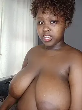 Stripchat Sex Cam of SELYS_NANA