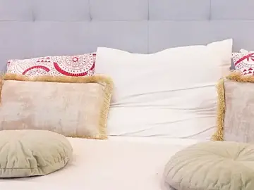 Stripchat Adult Webcam of IsabellaMysty