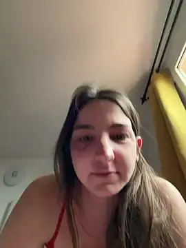 Stripchat Sex Cam of DoriDelux66