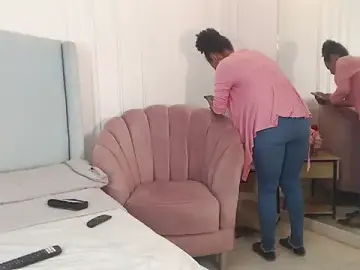 Stripchat Watch Live Sex Cams of ChantalGarner