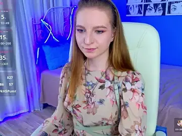 Stripchat Live Sex Cam of VioletShine