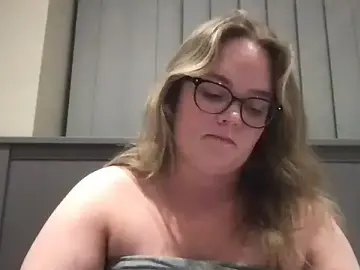 Stripchat Best Webcam of honeyyy24