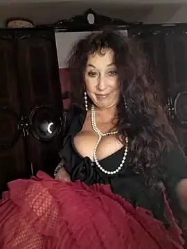 Stripchat Live Sex of GypsyEsmeralda