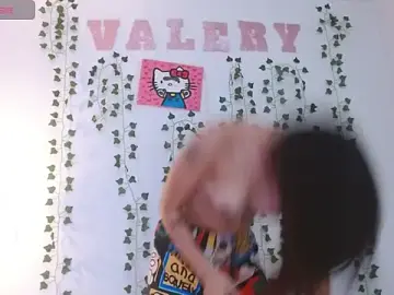 Stripchat Nude Webcam of hellokitty__valery