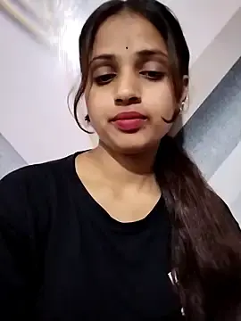 Stripchat Sex Cam of Naina11100