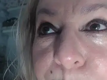 Stripchat Best Webcam of raisawetsx