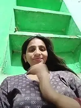Stripchat Free Porn Cam of Baby__Shreya
