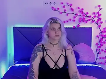 Stripchat Free Porn Cam of JoannLowe