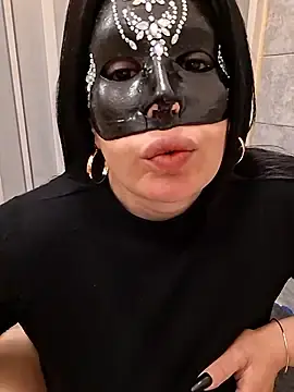 Stripchat Live Sex Cam of Napoletana89-