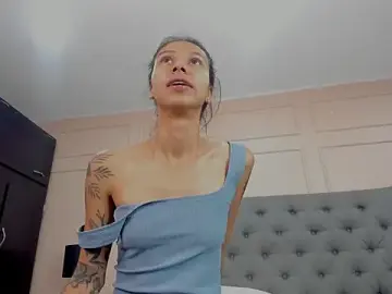 Stripchat Adult Webcams of ZoeQuinn