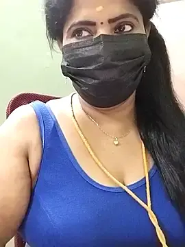 Stripchat Free Porn Cam of abinaya26