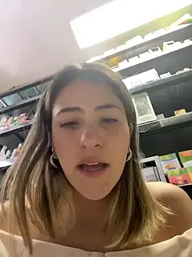 Stripchat Watch Live Sex Cams of Andrea_19blonde