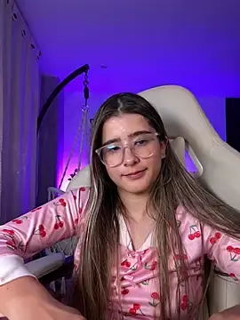 Stripchat Adult Video Chat of Stormiie777