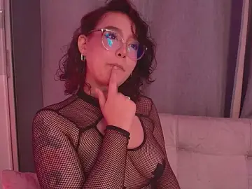 Stripchat Best live sex cam show of kittysophie_