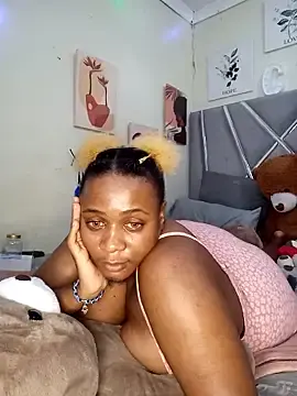 Stripchat Sex Chat of CocoBootyyy