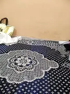 Stripchat Nude Webcam of Rising_Queen