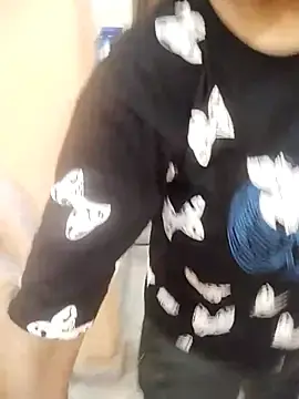 Stripchat Live Sex of Rising_Queen