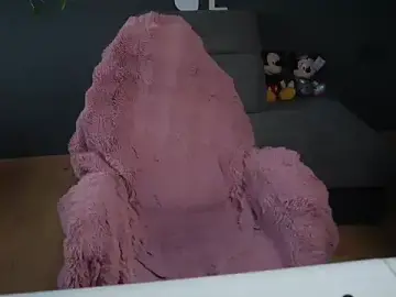 Stripchat Adult Webcams of Luna_Lynn