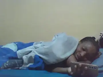 Stripchat Live Sex Cam of Smillie_prety