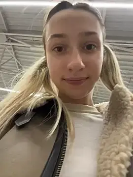 Stripchat Live Porn of Lia__Love